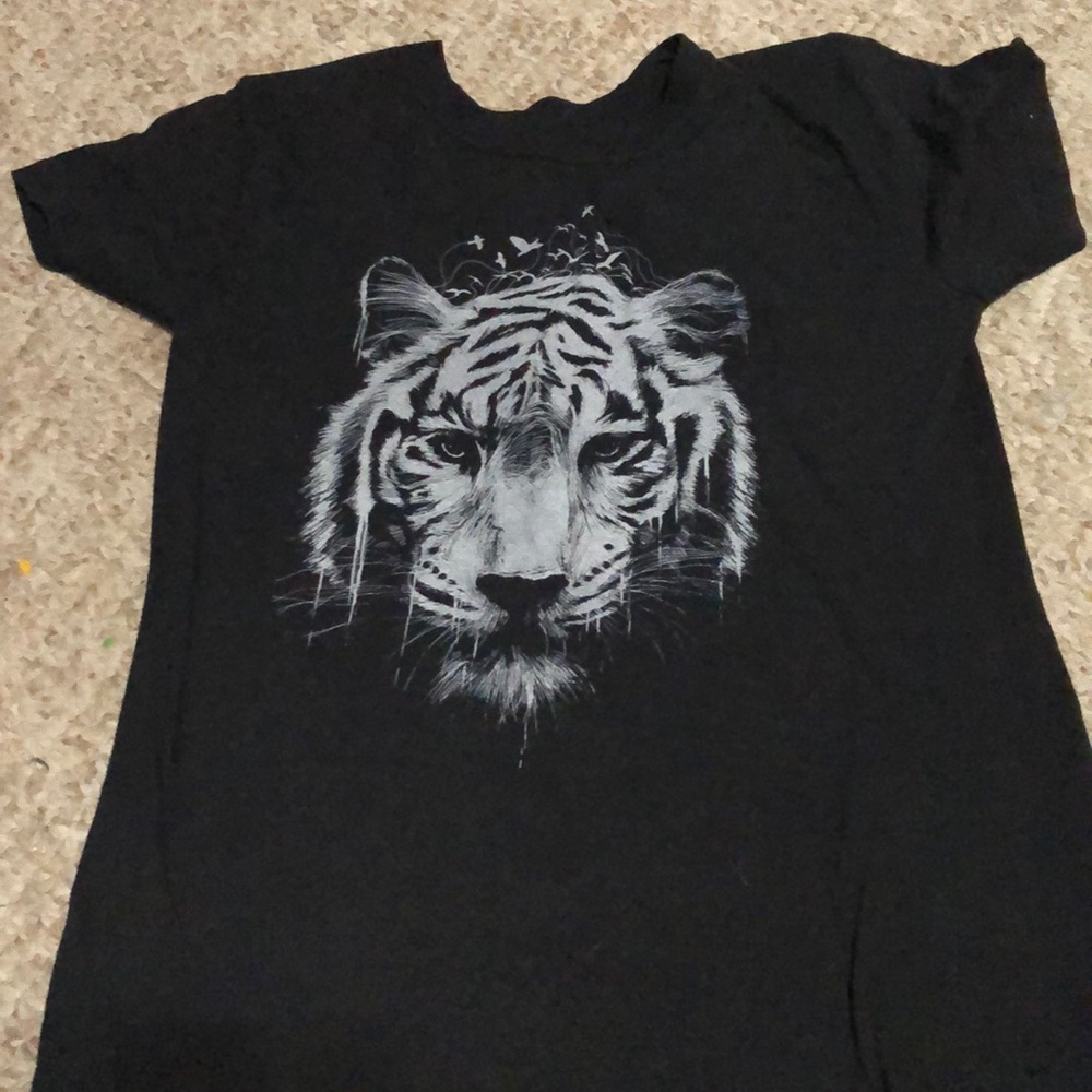 Tiger tee